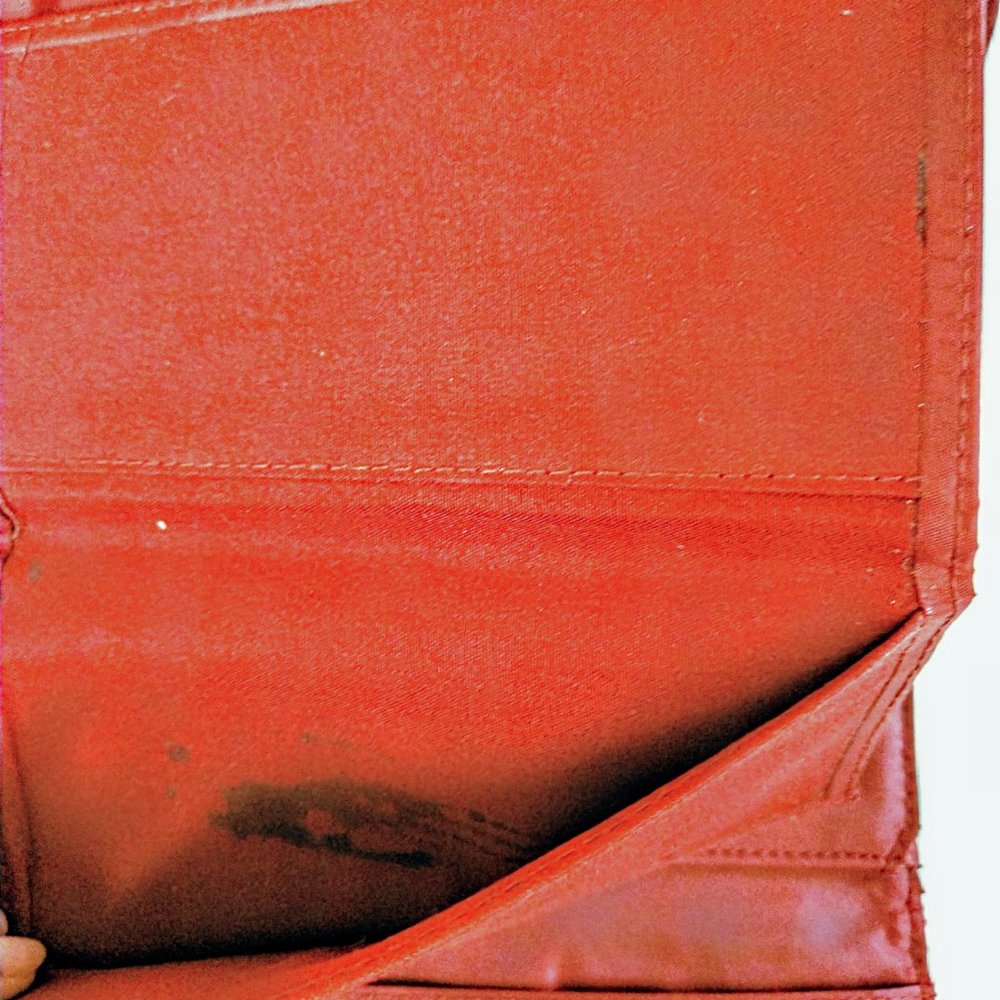 Burgundy Tri-Fold Rustic Wallet - Picture 5 of 10